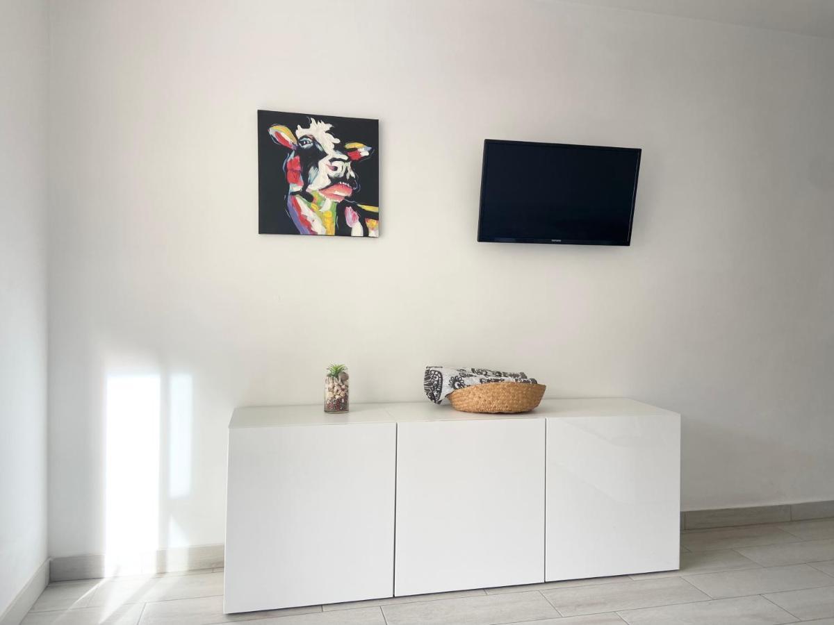 Top Floor, Panoramic Studio, Heated Pool Los Cristianos  Exterior photo